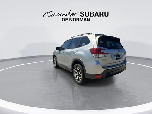 Used 2024 Subaru Forester Premium AWD/4WD image 6