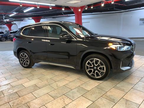 Used 2025 BMW X1 xDrive28i w/ Convenience Package AWD/4WD image 8