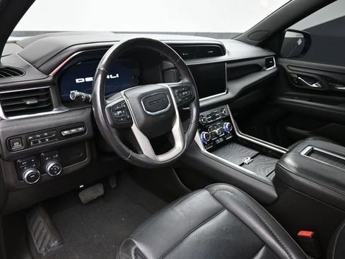 Used 2022 GMC Yukon Denali AWD/4WD image 14