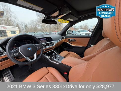 Used 2021 BMW 330i xDrive Sedan w/ Convenience Package image 11