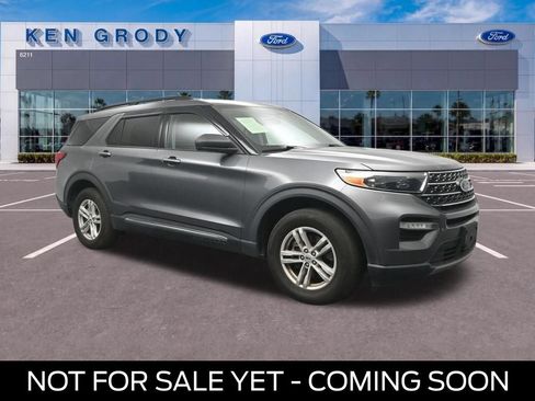 Used 2021 Ford Explorer XLT w/ Equipment Group 202A AWD/4WD image 1