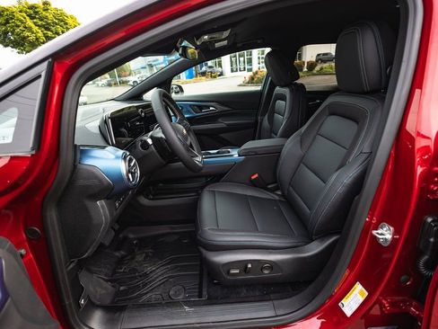 New 2026 Chevrolet Equinox EV LT image 11