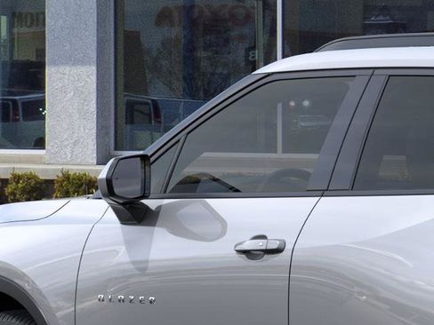 New 2026 Chevrolet Blazer LT w/ Convenience Package FWD image 12