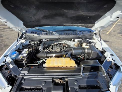 Used 2017 Ford F150 XLT w/ Equipment Group 302A Luxury image 17