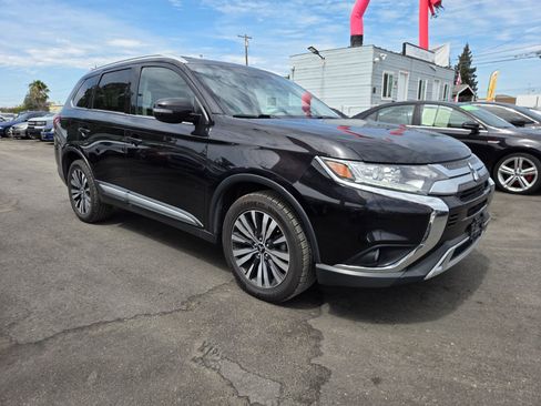 Used 2019 Mitsubishi Outlander SEL AWD/4WD image 4
