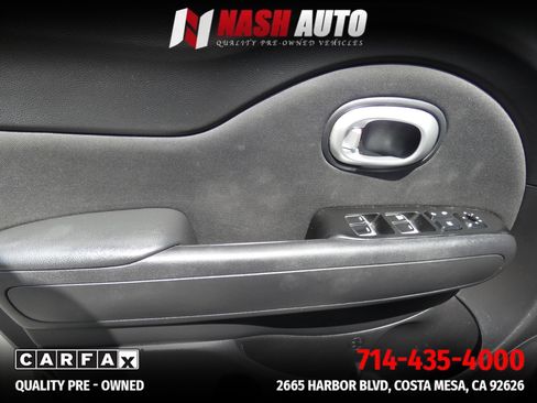 Used 2018 Kia Soul FWD image 33