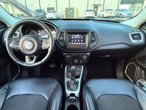 Used 2017 Jeep Compass Latitude w/ Popular Equipment Group image 3