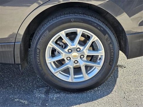 Used 2022 Chevrolet Equinox LT image 14