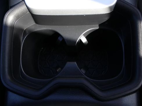 Used 2021 Toyota RAV4 LE w/ Carpet Mat Package (TMS) FWD image 32