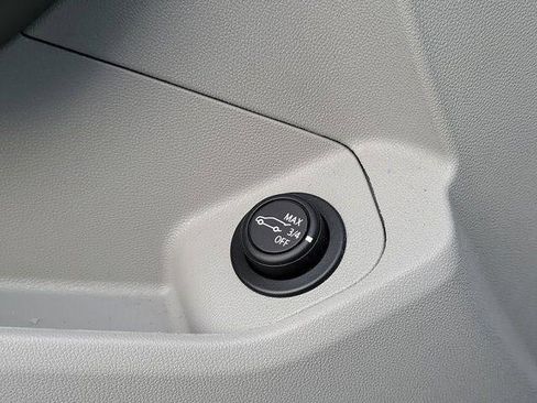 Used 2023 GMC Terrain SLT w/ LPO, Floor Liner Package FWD image 10