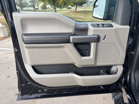 Used 2019 Ford F150 XLT w/ Equipment Group 302A Luxury image 14