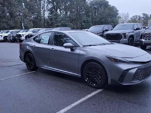 New 2026 Toyota Camry SE w/ Convenience Package image 2