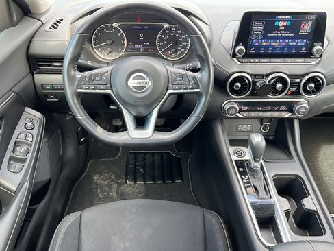 Used 2021 Nissan Sentra SV FWD image 12
