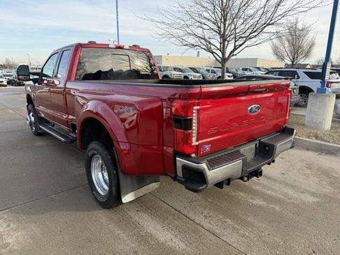Used 2023 Ford F350 Lariat w/ Chrome Package image 4