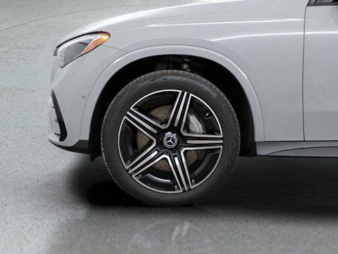 Used 2026 Mercedes-Benz GLC 300 image 9