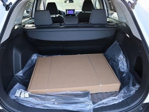 Certified 2025 Toyota RAV4 XLE image 27