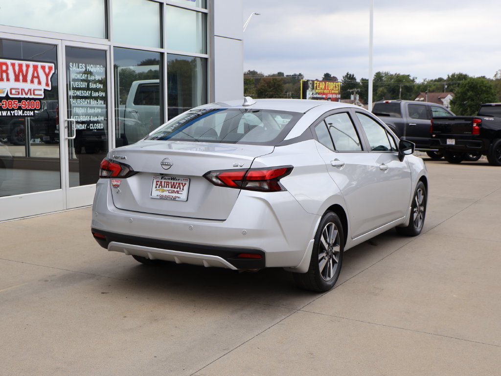 Used 2024 Nissan Versa SV w/ Trunk Package FWD image 3