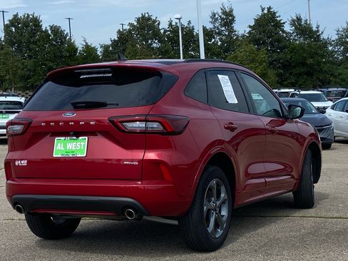 Used 2023 Ford Escape ST-Line AWD/4WD image 3
