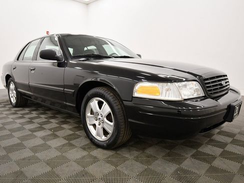 Used 2007 Ford Crown Victoria LX image 9