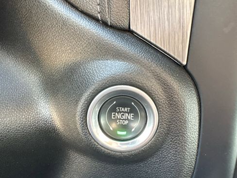 Used 2022 GMC Sierra 3500 Denali image 20