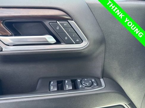 Used 2025 GMC Sierra 1500 SLT image 21