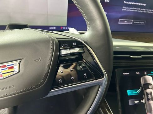 Certified 2025 Cadillac Escalade Sport Platinum w/ LPO, Floor Liner Package image 16