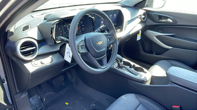 New 2026 Chevrolet Trax LS w/ Driver Confidence Package FWD image 11