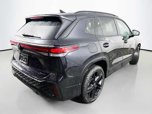 New 2026 Volkswagen Tiguan SE R-Line image 7