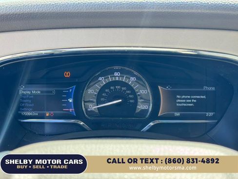 Used 2017 Lincoln Navigator L Select image 12