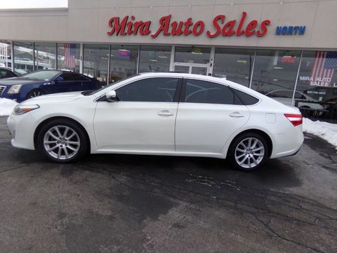 Used 2014 Toyota Avalon Limited image 47