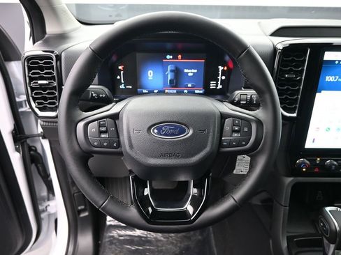 New 2025 Ford Ranger XLT w/ FX4 Off-Road Package image 17