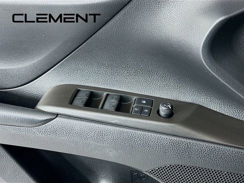 Used 2022 Toyota Camry LE image 24