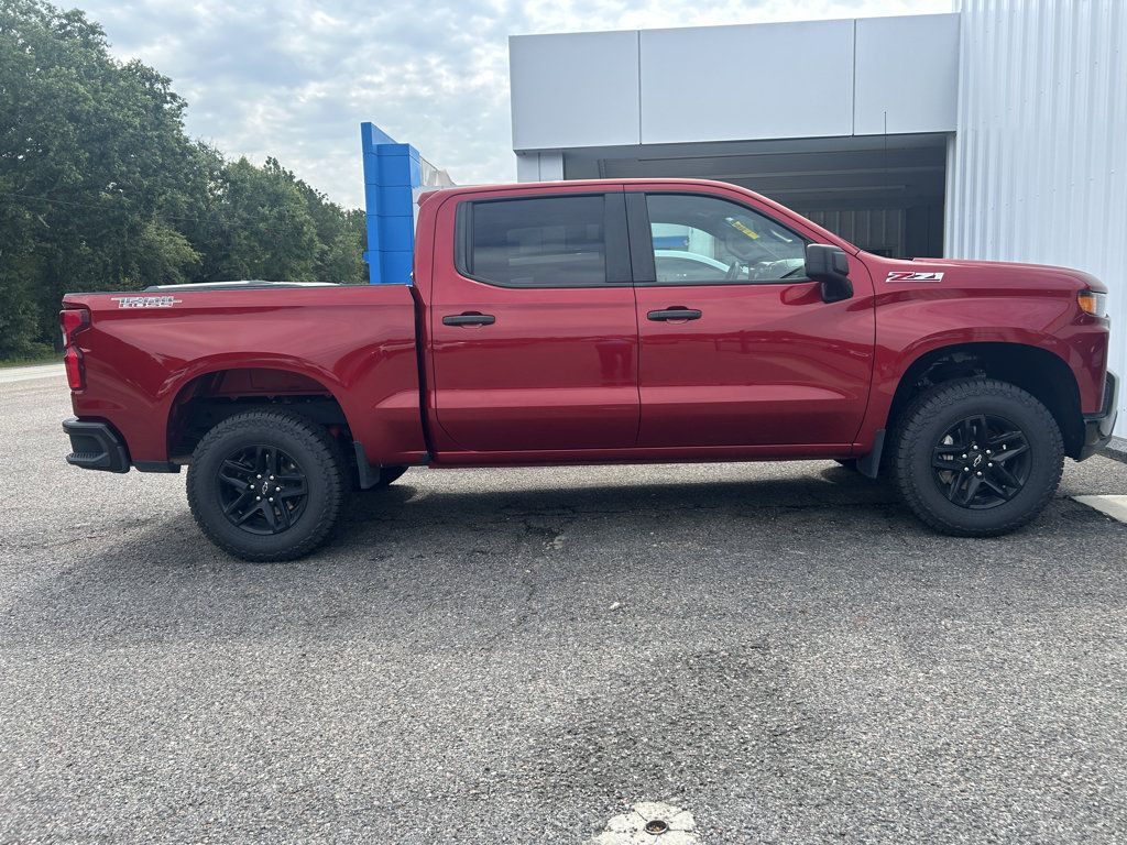 Used 2021 Chevrolet Silverado 1500 Custom Trail Boss w/ Safety Confidence Package AWD/4WD image 3
