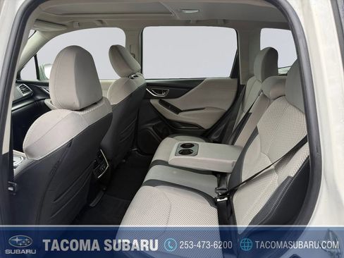 Used 2020 Subaru Forester Premium image 17