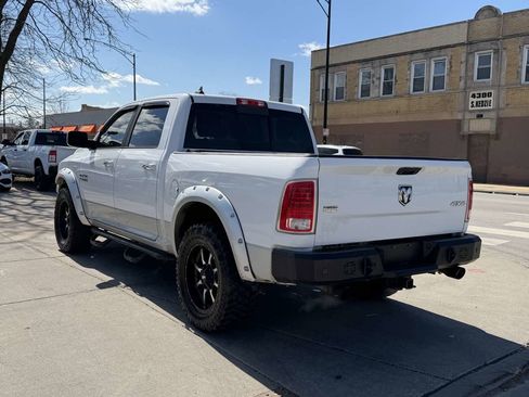 Used 2015 RAM 1500 Laramie w/ Convenience Group image 7
