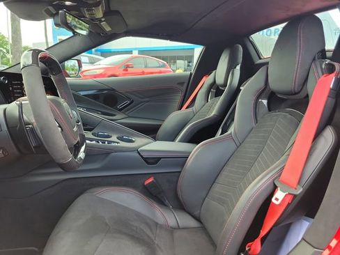 Used 2026 Chevrolet Corvette Z06 w/ Stealth Interior Trim Package RWD image 18