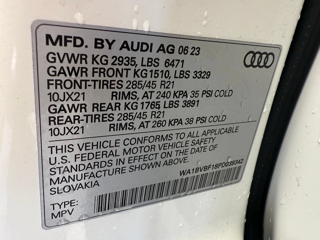 Used 2023 Audi Q8 Premium Plus w/ Premium Plus Package AWD/4WD image 37