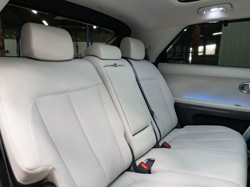 Used 2024 Hyundai Ioniq 5 Limited image 32