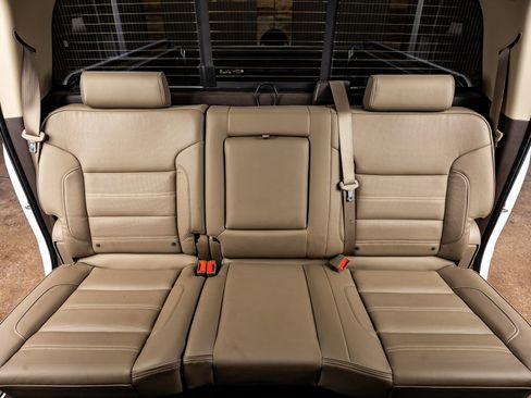 Used 2016 GMC Sierra 2500 Denali w/ Duramax Plus Package image 30