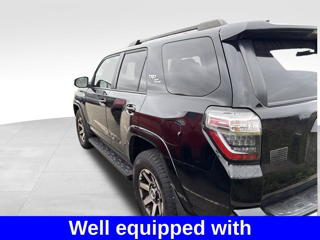 Used 2019 Toyota 4Runner TRD Off-Road Premium AWD/4WD image 3