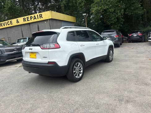 Used 2019 Jeep Cherokee Latitude Plus w/ Comfort/Convenience Group AWD/4WD image 5