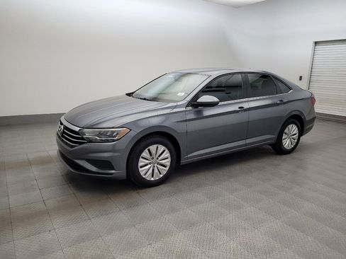 Used 2019 Volkswagen Jetta S FWD image 2