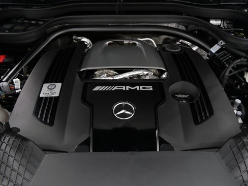 Used 2025 Mercedes-Benz G 63 AMG 4MATIC image 12
