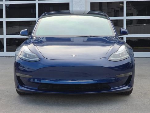 Used 2022 Tesla Model 3 Long Range AWD/4WD image 10