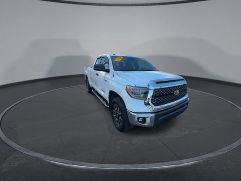 Used 2018 Toyota Tundra SR5 w/ TRD Off Road Package image 4