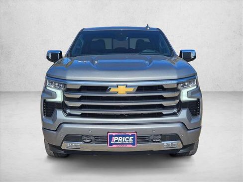 Used 2024 Chevrolet Silverado 1500 High Country w/ High Country Premium Package image 2
