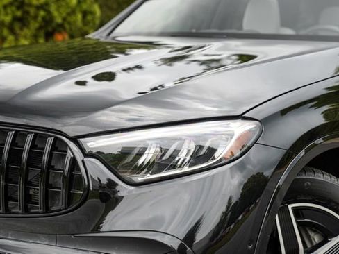 Used 2024 Mercedes-Benz GLC 300 4MATIC w/ AMG Line image 4