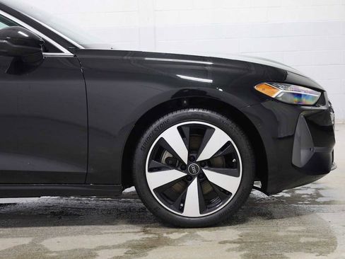 Used 2025 Audi A5 2.0T Premium Plus w/ Premium Plus image 11