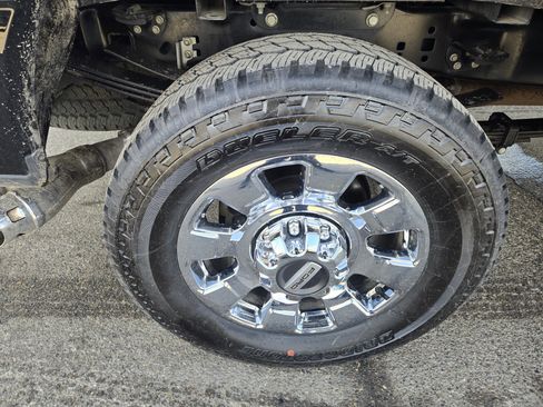 Used 2024 Ford F350 Lariat w/ Lariat Ultimate Package image 14