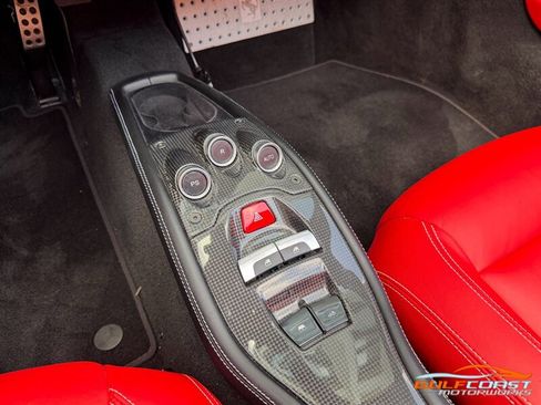 Used 2014 Ferrari 458 Spider RWD image 18